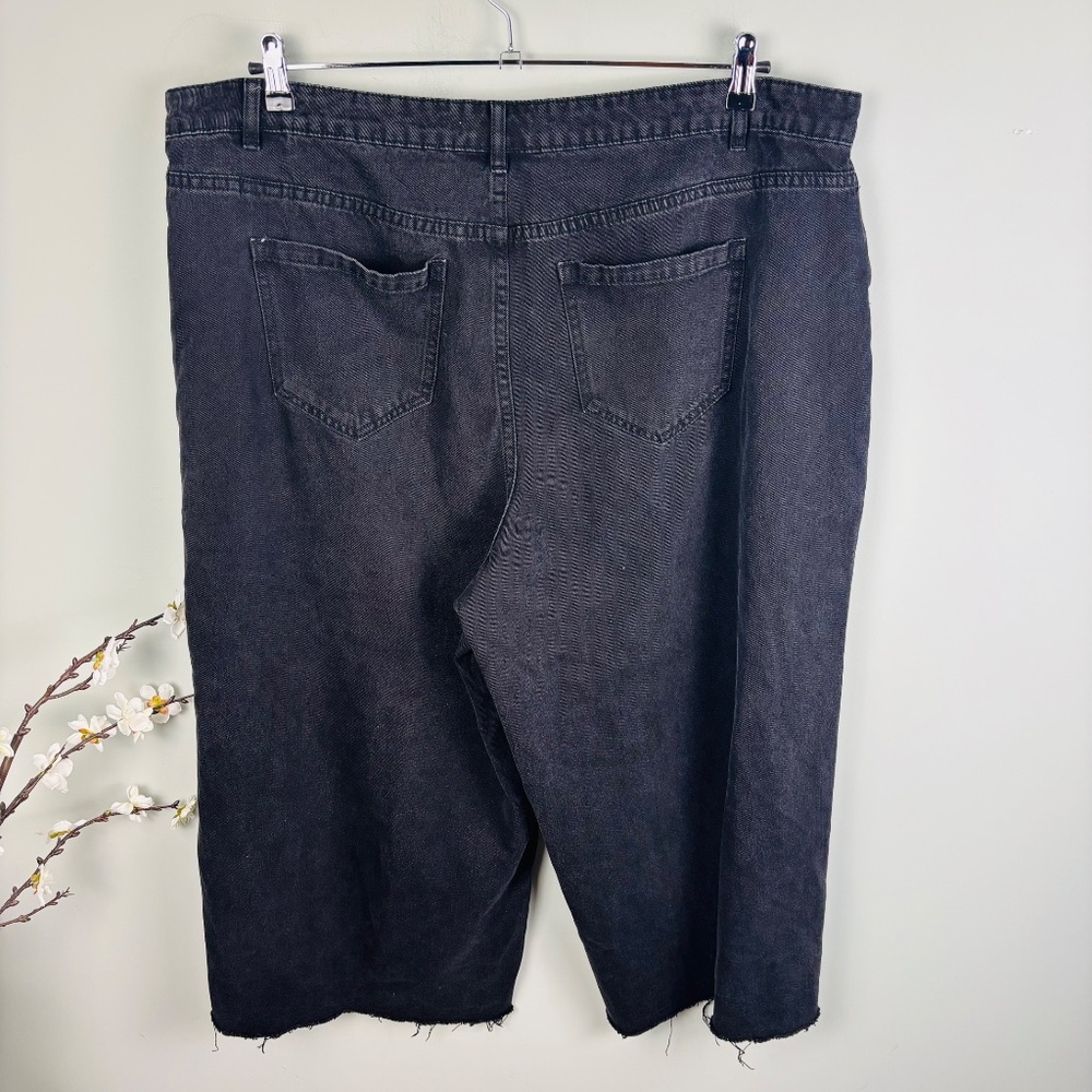 Eloquii Black Wash Wide Leg Crop Jean Size 20 - Picture 4 of 4